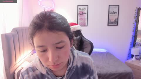 Amy sophia 3 online show from December 9, 2024, 1:34 pm