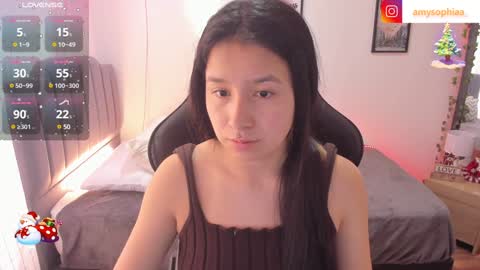 Amy sophia 3 online show from December 19, 2024, 1:51 pm