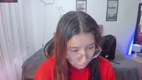 Amy sophia 3 online show from November 8, 2025, 12:38 pm