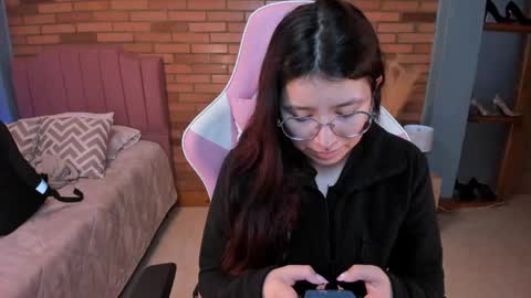 Amy sophia 3 online show from May 7, 2026, 11:15 am