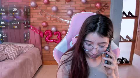 Amy sophia 3 online show from May 11, 2026, 2:45 pm