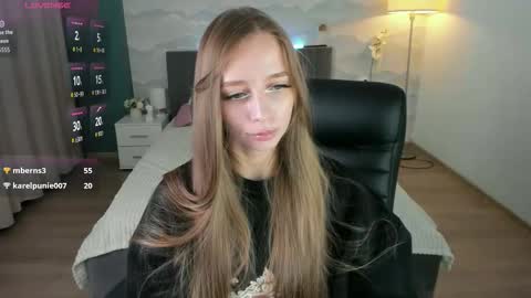 Snapshot of amy_vayne chatting on September 23, 2025, 4:54 pm Amy online show from September 23, 2025, 4:54 pm