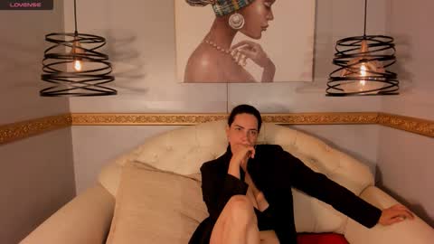 amy_walls7 online show from March 13, 2026, 12:01 pm