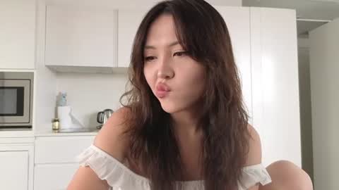 girl next door named Amy online show from June 25, 2026, 10:31 am