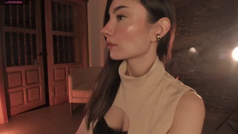 Amy Armstrong online show from December 13, 2024, 11:39 pm