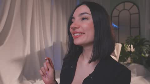 Amy Armstrong online show from February 2, 2026, 11:03 pm