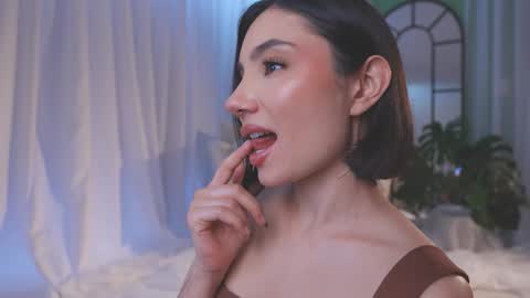 Amy Armstrong online show from March 19, 2026, 9:08 pm