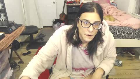 Trashely Gimpson online show from January 12, 2025, 11:39 am