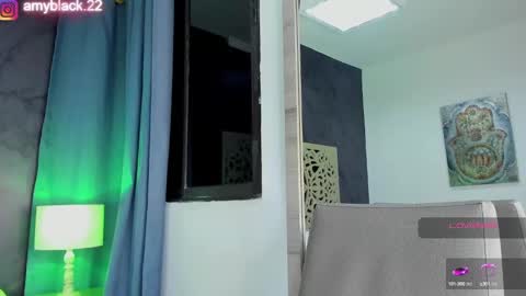 Snapshot of amyblack__ chatting on January 28, 2025, 6:49 am Amy online show from January 28, 2025, 6:49 am