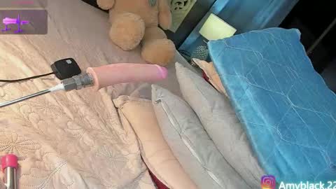 Snapshot of amyblack__ chatting on October 9, 2025, 2:09 am Amy online show from October 9, 2025, 2:09 am