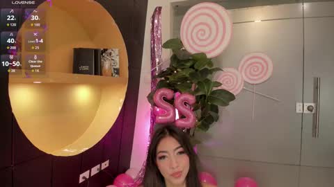 Amy online show from October 10, 2025, 9:03 pm