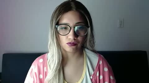 amycosplay99 online show from February 2, 2025, 9:34 pm