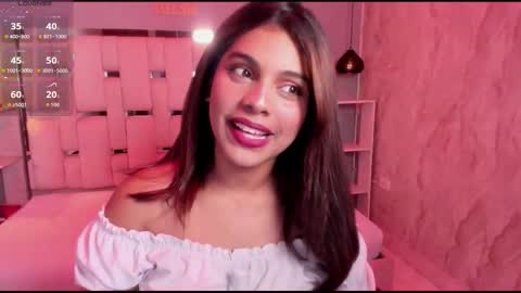 Snapshot of amyevan_ chatting on September 19, 2025, 9:37 pm amyevan_ online show from September 19, 2025, 9:37 pm