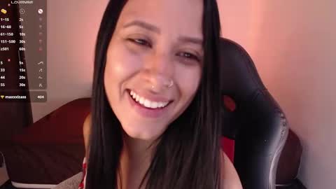 Jenn  online show from February 4, 2025, 5:23 pm