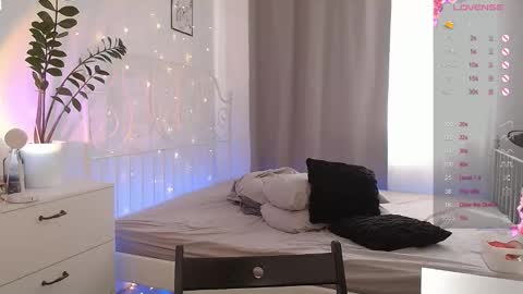 Snapshot of amylas chatting on October 1, 2025, 9:04 am Amelia online show from October 1, 2025, 9:04 am