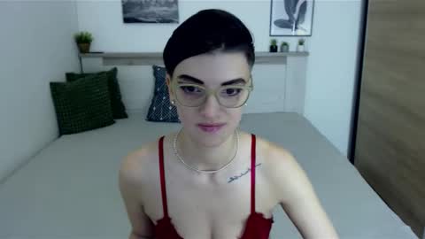 Hi there guys  My pleasure in your hands  pvt is open online show from December 20, 2024, 8:28 am
