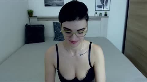 Hi there guys  My pleasure in your hands  pvt is open online show from January 9, 2025, 9:16 am