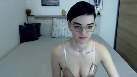 Hi there guys  My pleasure in your hands  pvt is open online show from January 13, 2025, 8:05 am