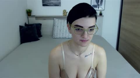 Hi there guys  My pleasure in your hands  pvt is open online show from January 14, 2025, 8:31 am