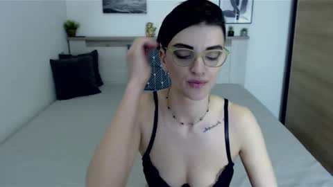 Hi there guys  My pleasure in your hands  pvt is open online show from January 23, 2025, 12:41 pm