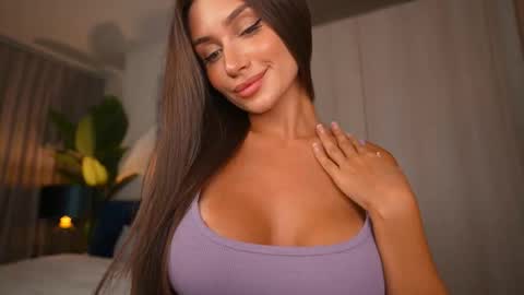 amylure online show from November 15, 2025, 1:51 pm