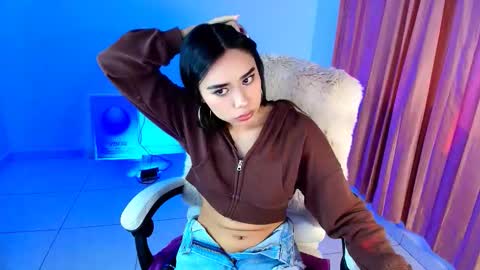 Amy ... Nice to meet u   thumb up me please its important online show from January 9, 2026, 4:15 am