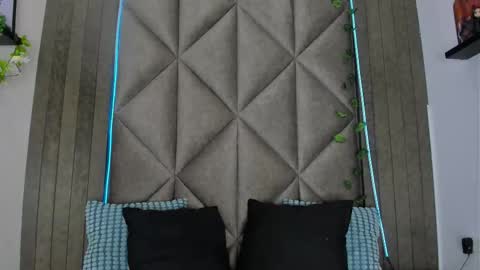 Snapshot of amypalmmer chatting on October 18, 2025, 11:33 am  AMMY  online show from October 18, 2025, 11:33 am