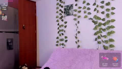 Snapshot of amypond__ chatting on January 31, 2025, 4:38 pm Amy online show from January 31, 2025, 4:38 pm