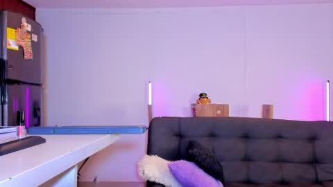 Amy online show from June 18, 2026, 4:55 pm