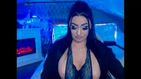 Snapshot of amyrarosera chatting on February 14, 2025, 1:02 am Alimoonyia online show from February 14, 2025, 1:02 am