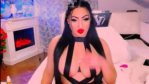 Snapshot of amyrarosera chatting on October 4, 2025, 9:13 pm Alimoonyia online show from October 4, 2025, 9:13 pm