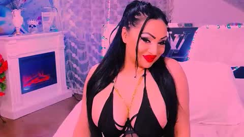 Snapshot of amyrarosera chatting on October 19, 2025, 9:37 pm Alimoonyia online show from October 19, 2025, 9:37 pm