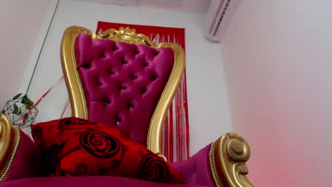 Amy Redqueen online show from December 23, 2024, 8:25 pm