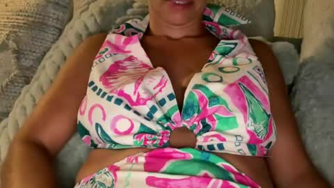 Snapshot of amysmilez chatting on June 17, 2026, 12:57 am Amy Smilez online show from June 17, 2026, 12:57 am