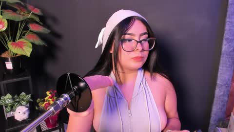 amywhitte_ online show from June 7, 2026, 3:54 am