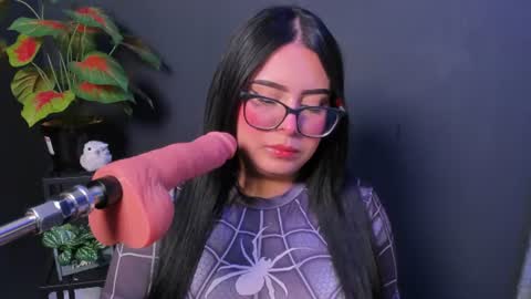 Snapshot of amywhitte_ chatting on August 3, 2026, 4:33 am amywhitte_ online show from August 3, 2026, 4:33 am