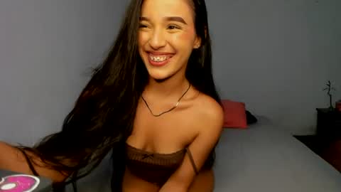 Amyy online show from July 19, 2026, 11:52 pm