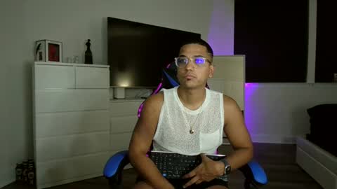 Snapshot of amzeuss chatting on September 9, 2025, 1:38 am zeus dantes online show from September 9, 2025, 1:38 am
