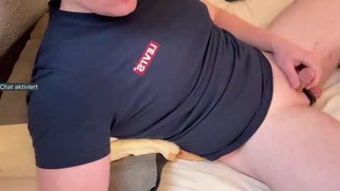 Snapshot of an0nym0us_usr chatting on October 25, 2025, 4:02 pm an0nym0us_usr online show from October 25, 2025, 4:02 pm