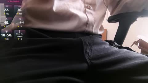 Snapshot of an4y8ot chatting on March 6, 2025, 9:25 am A online show from March 6, 2025, 9:25 am