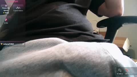 Snapshot of an4y8ot chatting on March 10, 2025, 3:20 pm A online show from March 10, 2025, 3:20 pm