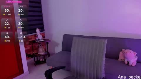 Ana online show from September 17, 2025, 4:36 am