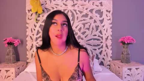 Ana Gonzalez online show from February 12, 2026, 8:26 pm