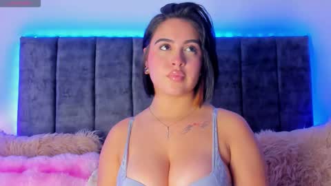 Snapshot of ana_levi chatting on March 15, 2026, 3:01 am Ana online show from March 15, 2026, 3:01 am