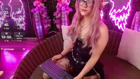 Snapshot of ana_luve chatting on March 18, 2026, 4:15 am Ana online show from March 18, 2026, 4:15 am