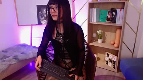 Snapshot of ana_luve chatting on March 21, 2026, 8:19 am Ana online show from March 21, 2026, 8:19 am