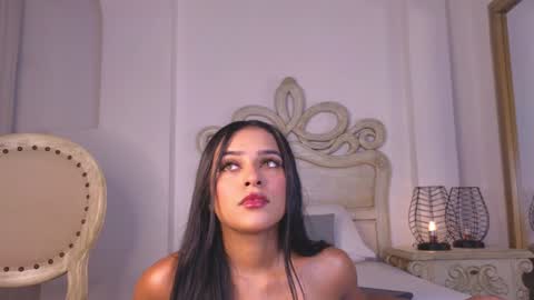 Ana  online show from February 5, 2025, 3:13 am