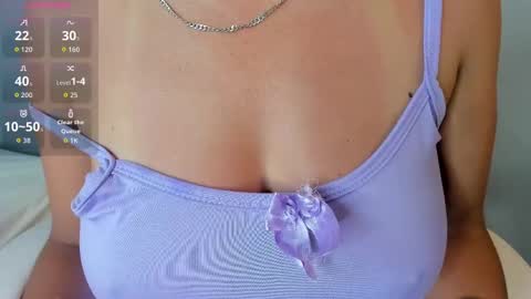 Snapshot of ana_starr chatting on September 23, 2025, 10:46 pm Ana online show from September 23, 2025, 10:46 pm