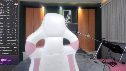 Ana online show from December 13, 2024, 10:13 pm