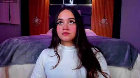 Ana online show from September 9, 2025, 9:36 pm